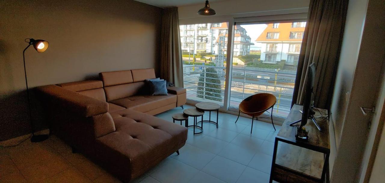 Sans Souci - Residentie Neoportus Apartment Nieuwpoort Exterior foto